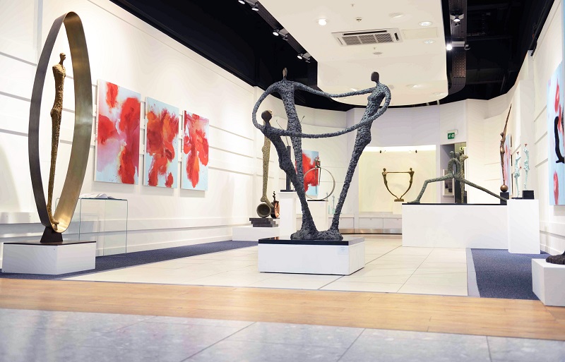 Художественная галерея в аэропорту Хитроу