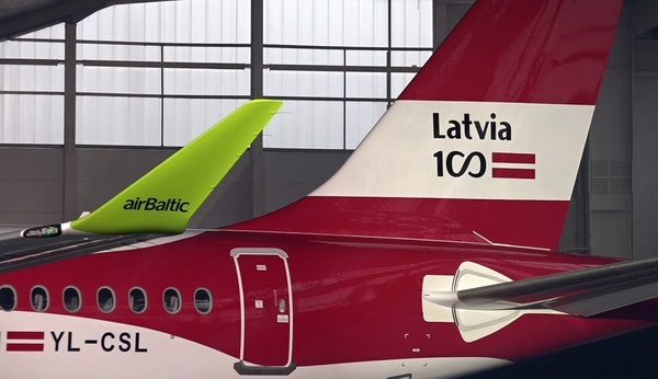 Праздничная ливрея в честь 100-летия государственности