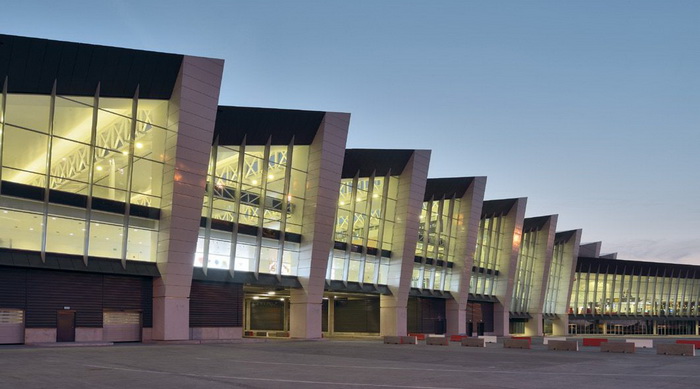 Коридор, связывающий зоны аэропорта Брюсселя - Connector